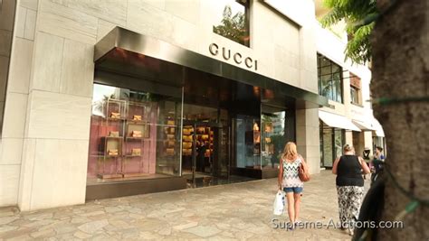 gucci waikiki shopping guide